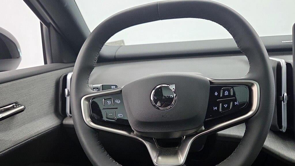 2025 Volvo EX30 Twin Ultra
