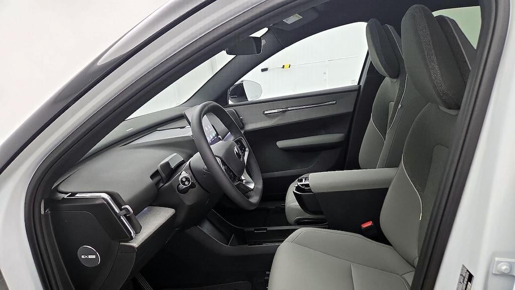 2025 Volvo EX30 Twin Ultra