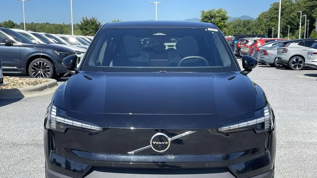 2025 Volvo EX30 Twin Ultra