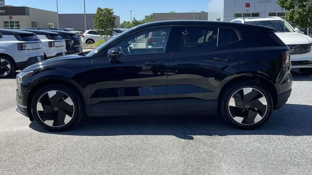 2025 Volvo EX30 Twin Ultra