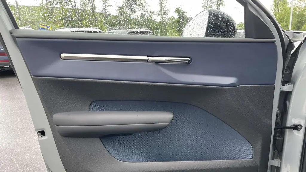 2025 Volvo EX30 Ultra