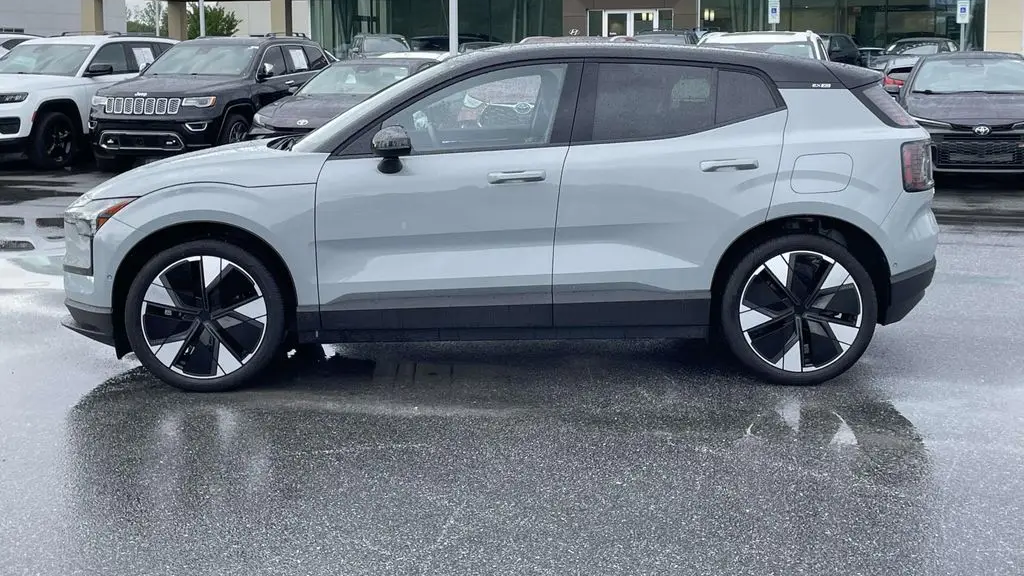 2025 Volvo EX30 Ultra