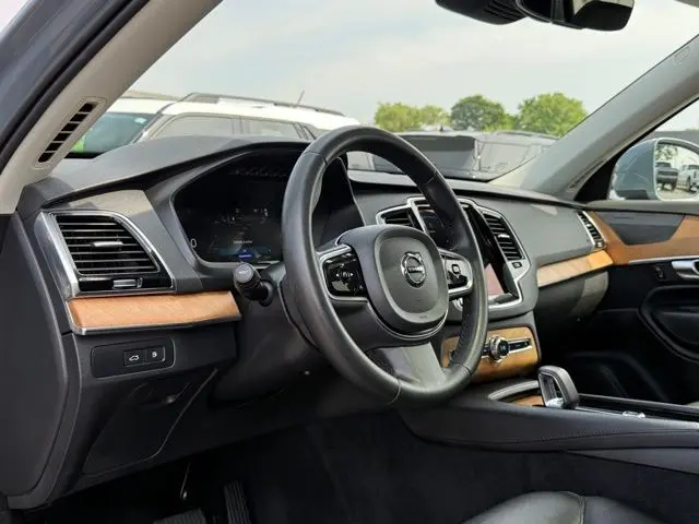 2023 Volvo XC90 - $37,000