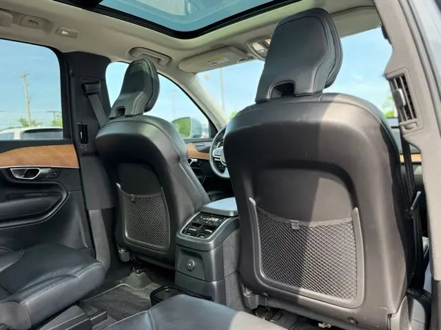 2023 Volvo XC90 - $37,000
