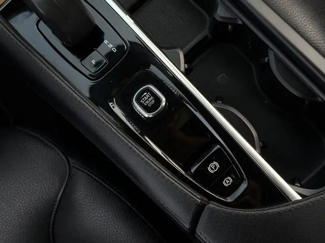 2023 Volvo XC90 - $37,000