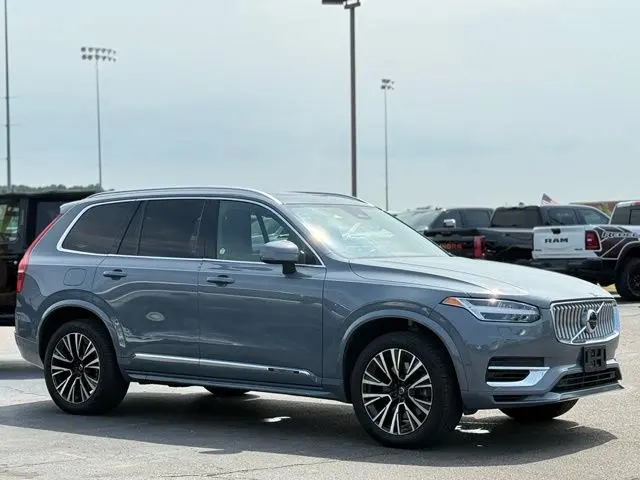 2023 Volvo XC90 - $37,000