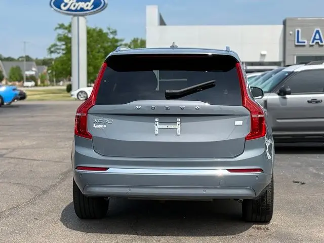 2023 Volvo XC90 - $37,000