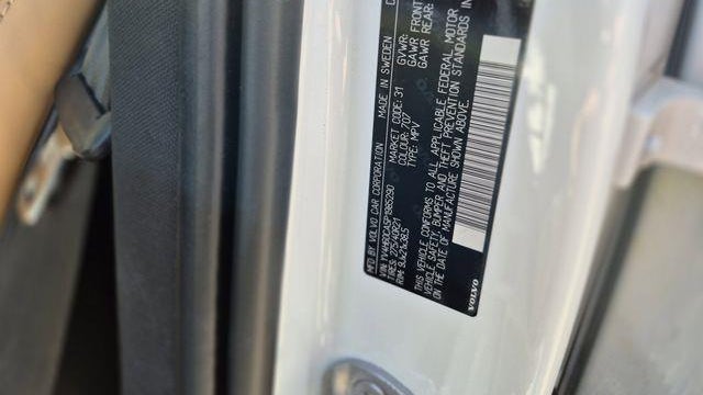2023 Volvo XC90 Recharge T8 Ultimate Bright Theme 7P