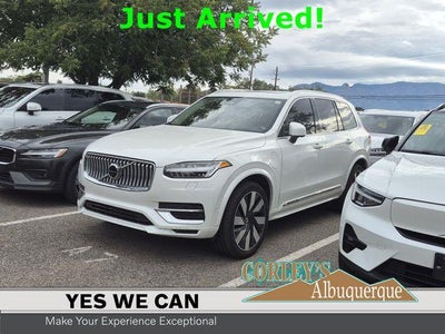 2023 Volvo XC90 Recharge Eawd T8 Ultimate Bright Theme 7-Passenger 4DR SUV
