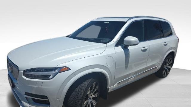 2023 Volvo XC90 Recharge T8 Ultimate Bright Theme 7P