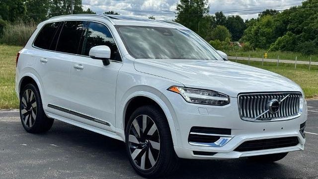 2024 Volvo XC90 Recharge T8 Plus Bright Theme 7P