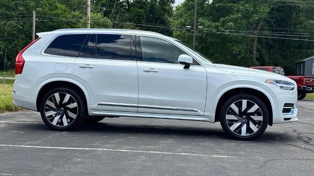 2024 Volvo XC90 Recharge T8 Plus Bright Theme 7P