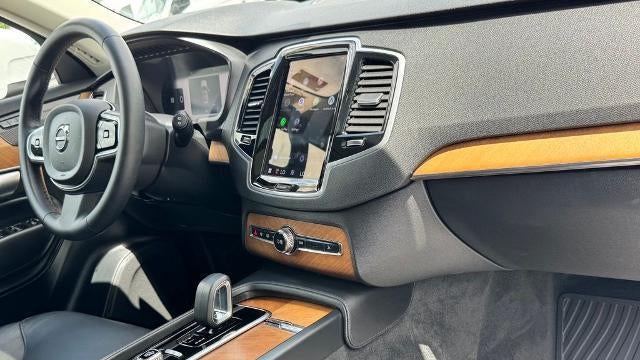 2024 Volvo XC90 Recharge T8 Plus Bright Theme 7P