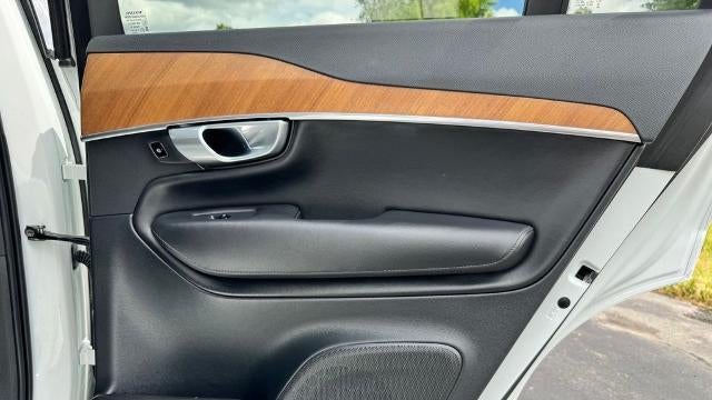 2024 Volvo XC90 Recharge T8 Plus Bright Theme 7P