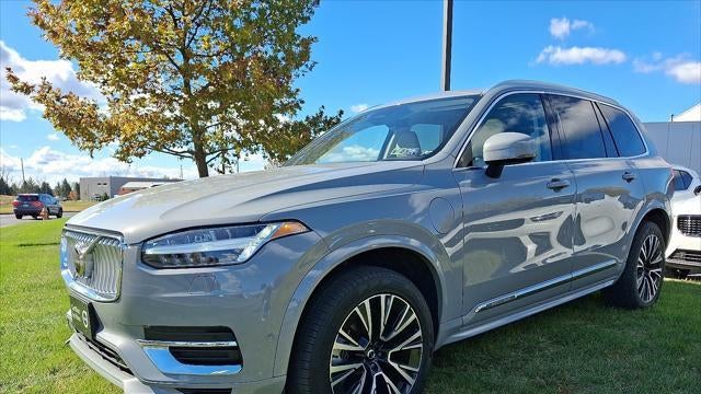 2024 Volvo XC90 Recharge T8 Plus Bright Theme 7P