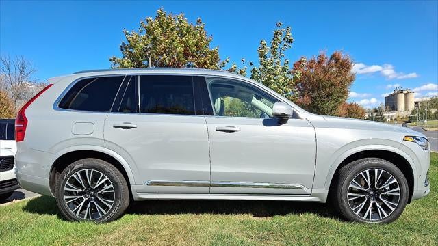 2024 Volvo XC90 Recharge T8 Plus Bright Theme 7P