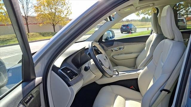 2024 Volvo XC90 Recharge T8 Plus Bright Theme 7P