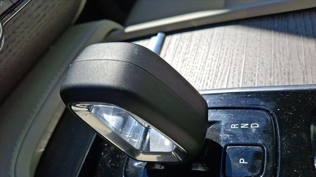 2024 Volvo XC90 Recharge T8 Plus Bright Theme 7P