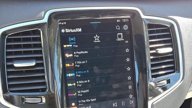 2024 Volvo XC90 Recharge T8 Plus Bright Theme 7P