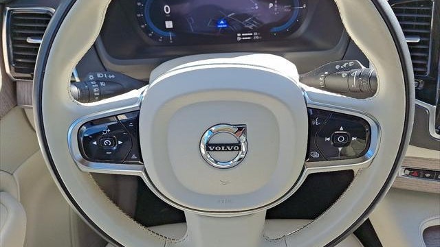 2024 Volvo XC90 Recharge T8 Plus Bright Theme 7P