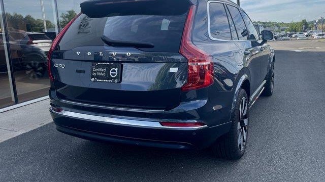 2024 Volvo XC90 Recharge T8 Plus Bright Theme 7P
