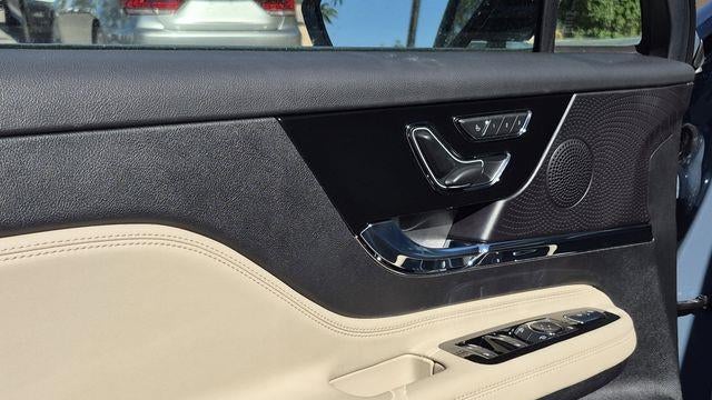 2024 Volvo XC90 Recharge T8 Ultimate Bright Theme 7P