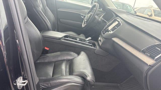2024 Volvo XC90 Recharge T8 Ultimate Bright Theme 7P