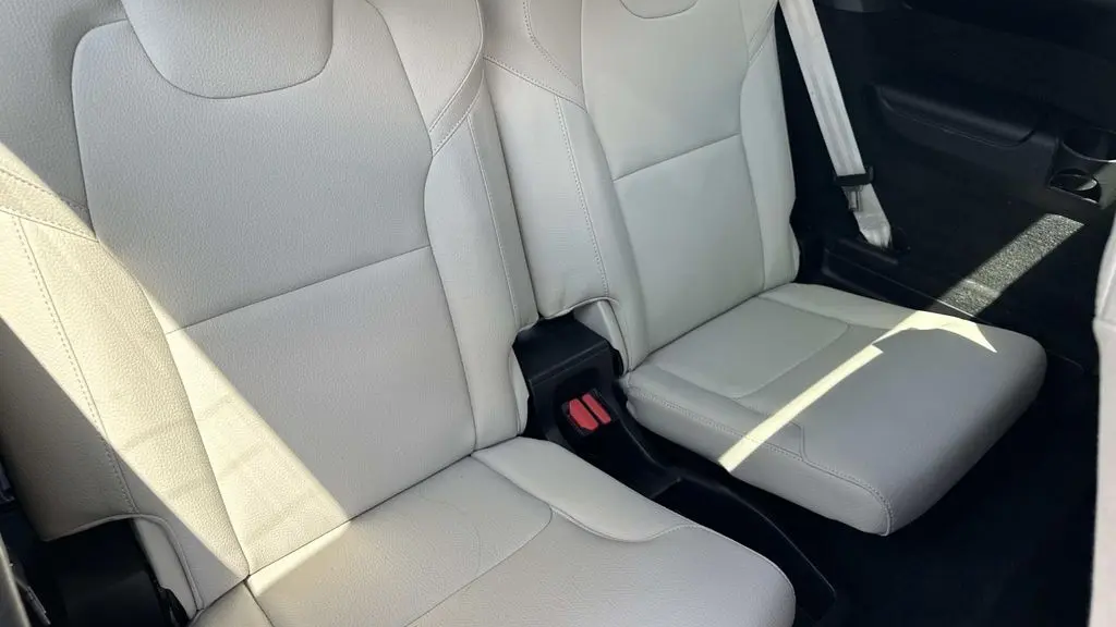 2023 Volvo XC90 Recharge T8 Core Bright Theme