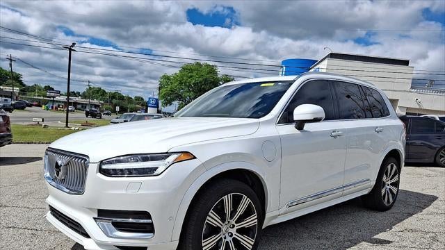 2022 Volvo XC90 Recharge T8 Inscription 7P