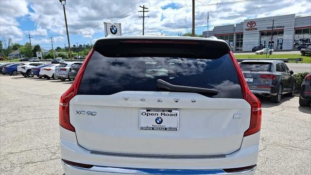 2022 Volvo XC90 Recharge T8 Inscription 7P