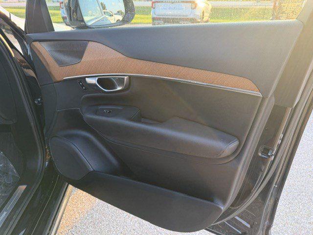 2023 Volvo XC90 - $35,798
