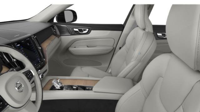2023 Volvo XC60 Recharge T8 Ultimate Bright Theme