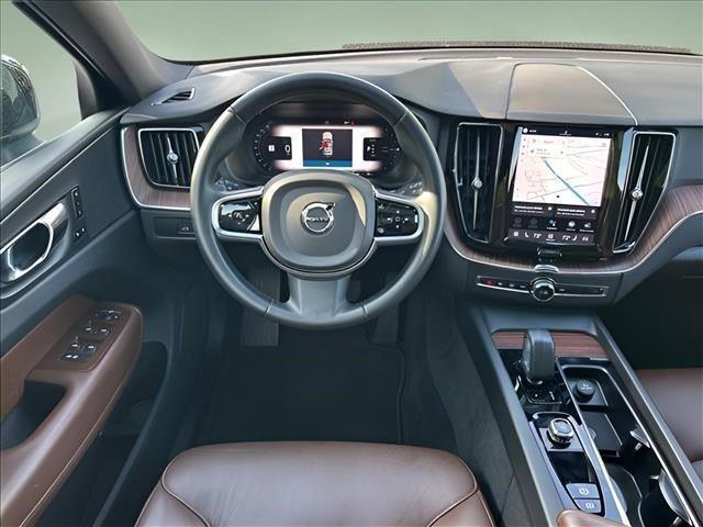 2023 Volvo XC60 - $25,489