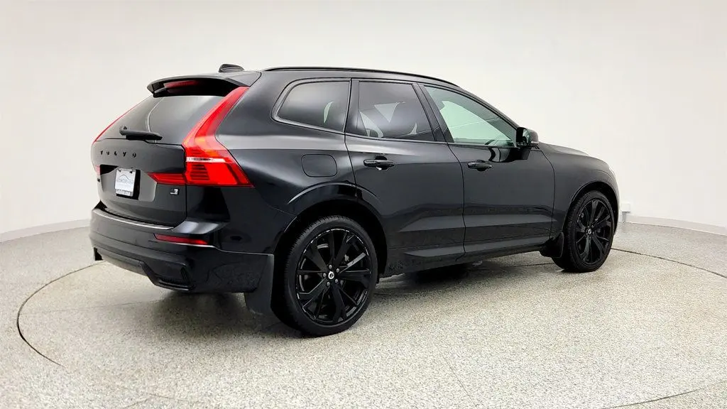2024 Volvo XC60 - $36,495