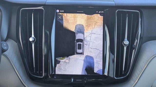 2024 Volvo XC60 Recharge T8 Plus Dark Theme