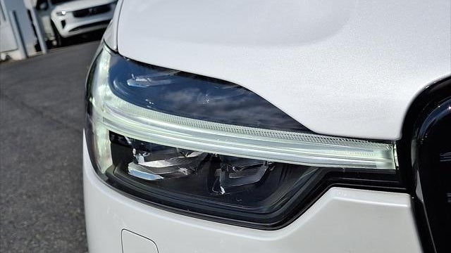 2024 Volvo XC60 Recharge T8 Plus Dark Theme