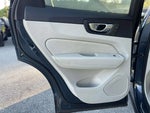 2024 XC60 Recharge Thumbnail 2