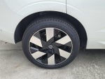 2024 XC60 Recharge Thumbnail 12