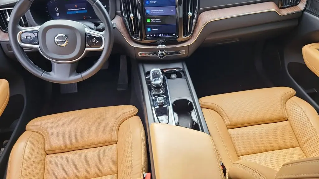 2022 Volvo XC60 Recharge T8 Inscription
