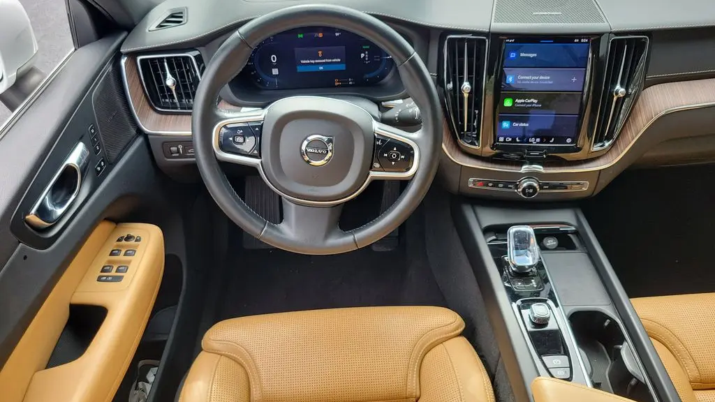 2022 Volvo XC60 Recharge T8 Inscription