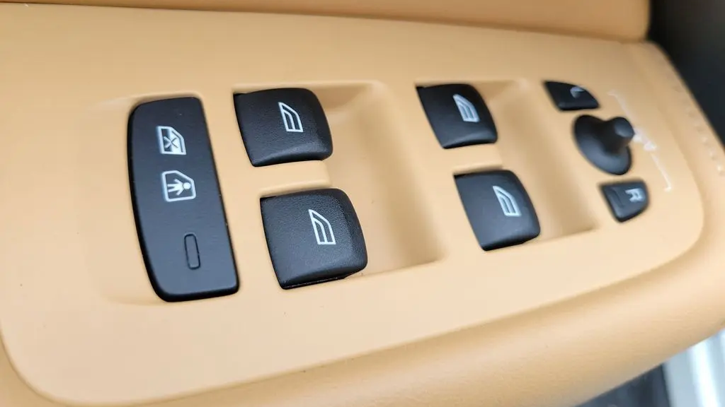 2022 Volvo XC60 Recharge T8 Inscription