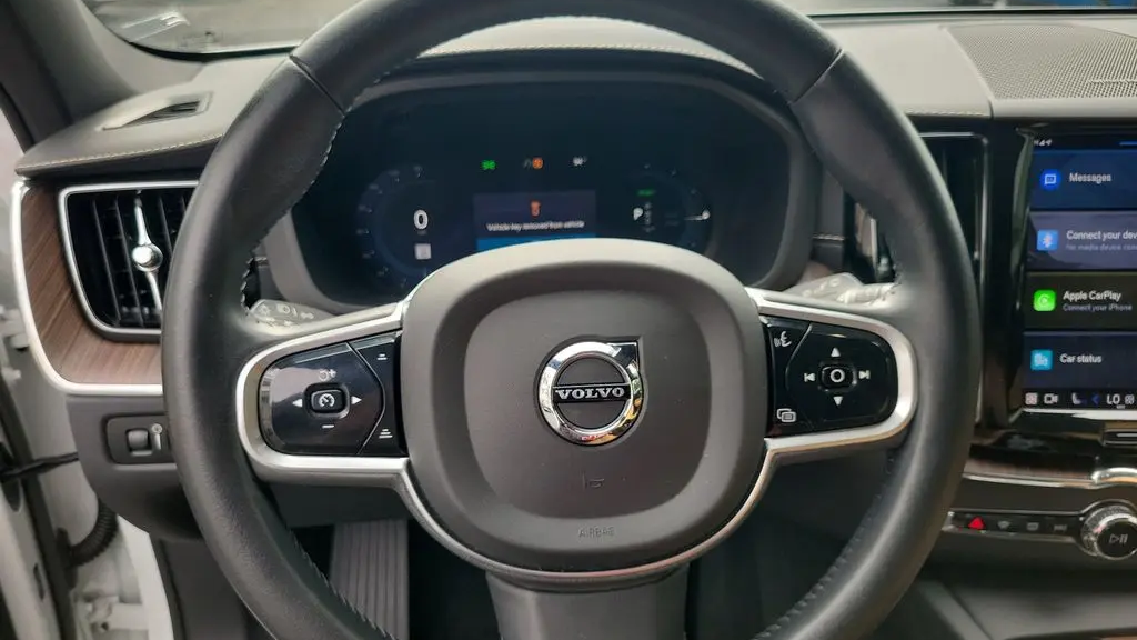 2022 Volvo XC60 Recharge T8 Inscription