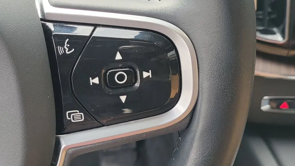 2022 Volvo XC60 Recharge T8 Inscription