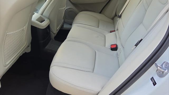 2024 Volvo XC60 Recharge T8 Ultimate Dark Theme