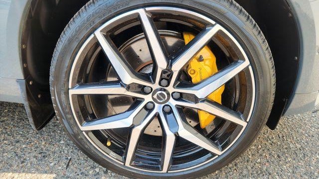 2024 Volvo XC60 Recharge T8 Polestar Engineered