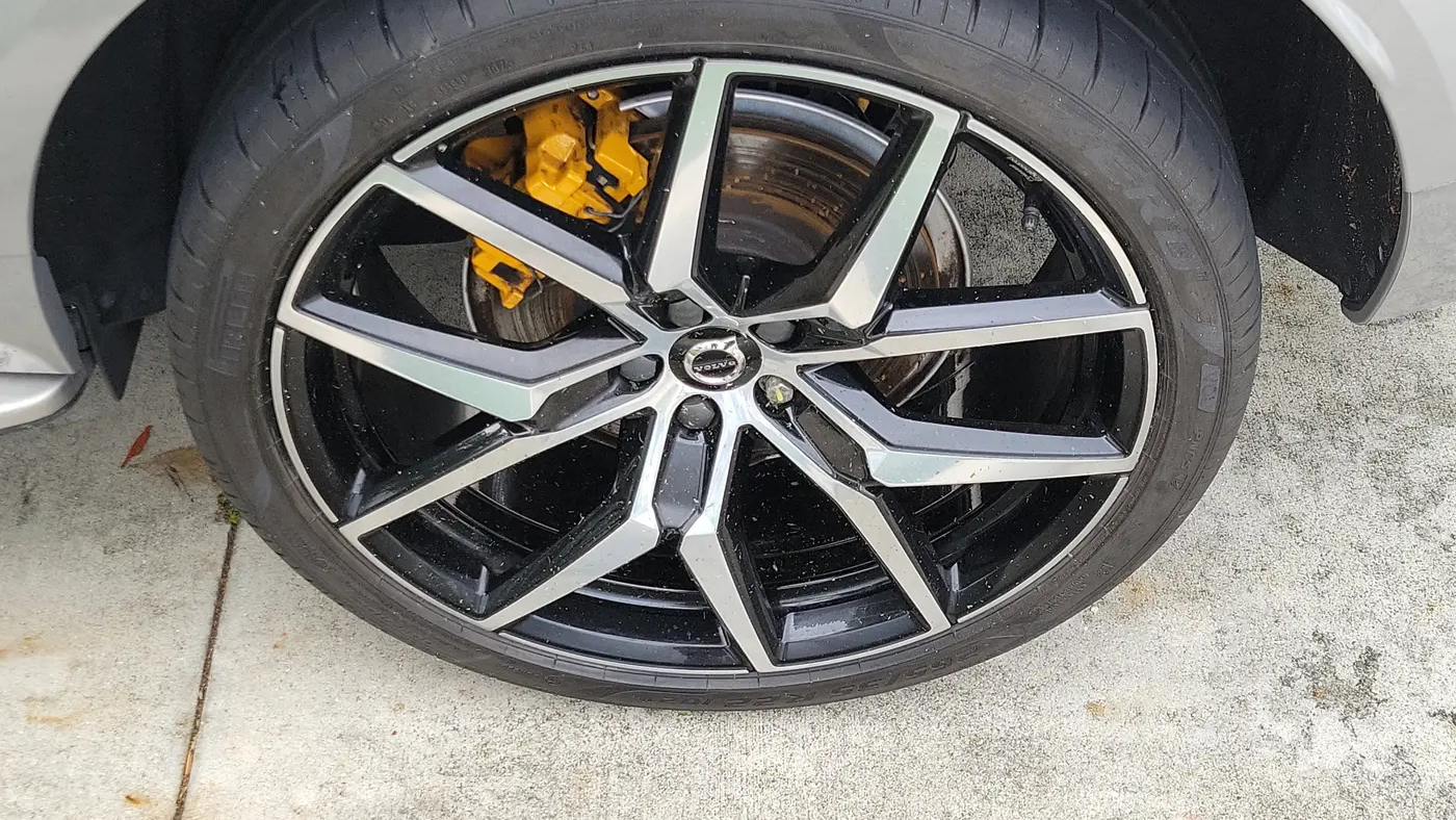 2024 Volvo XC60 Recharge T8 Polestar Engineered