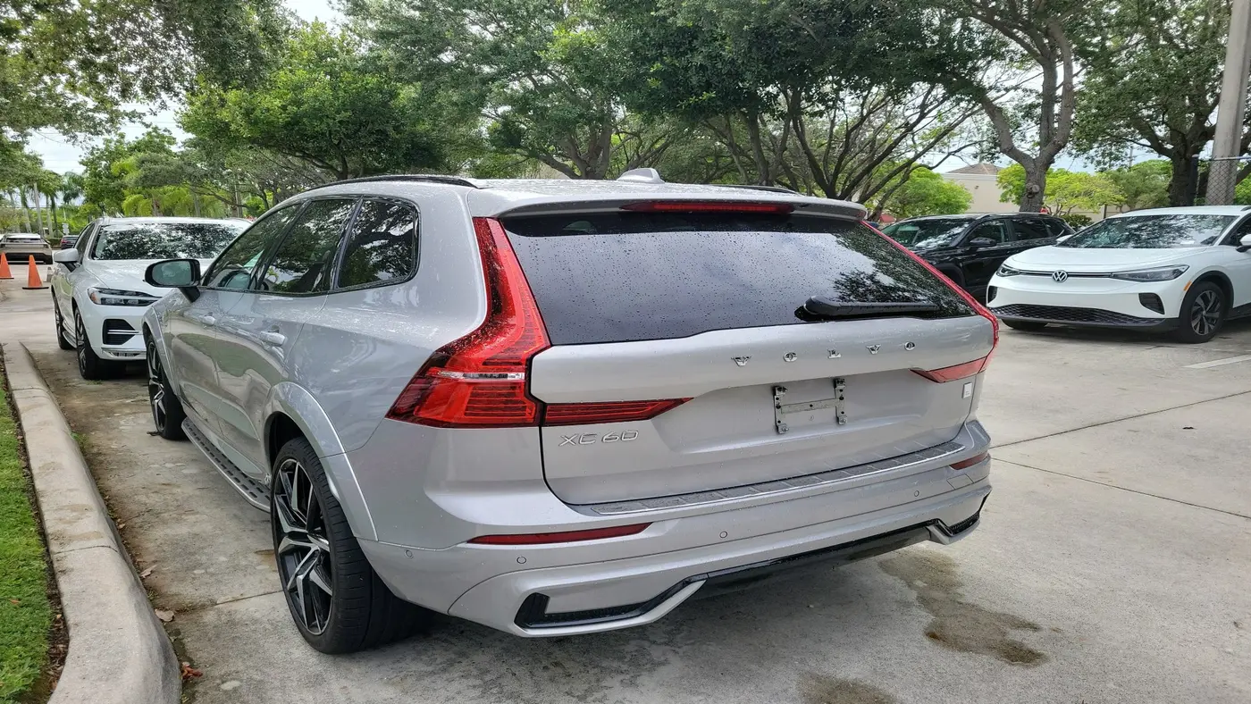 2024 Volvo XC60 Recharge T8 Polestar Engineered