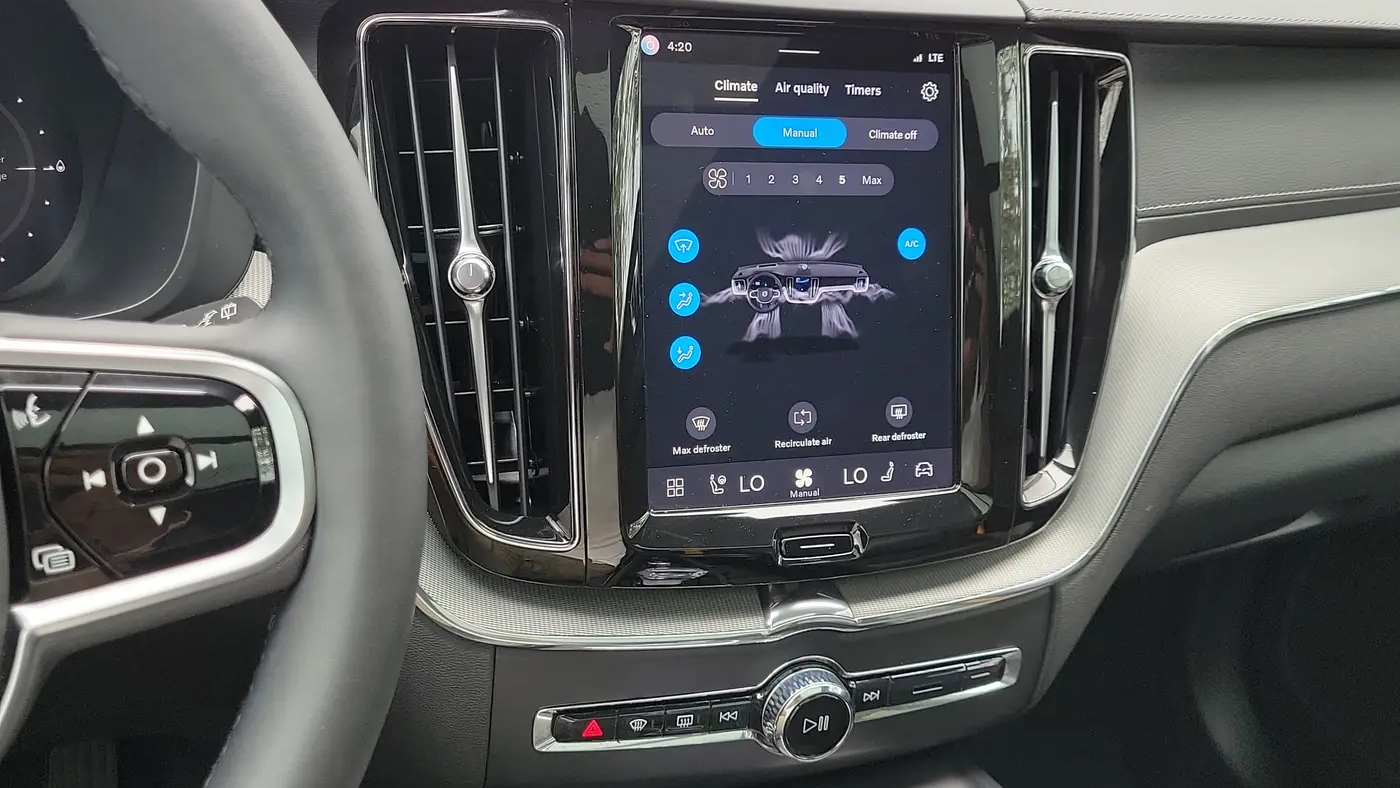 2024 Volvo XC60 Recharge T8 Polestar Engineered