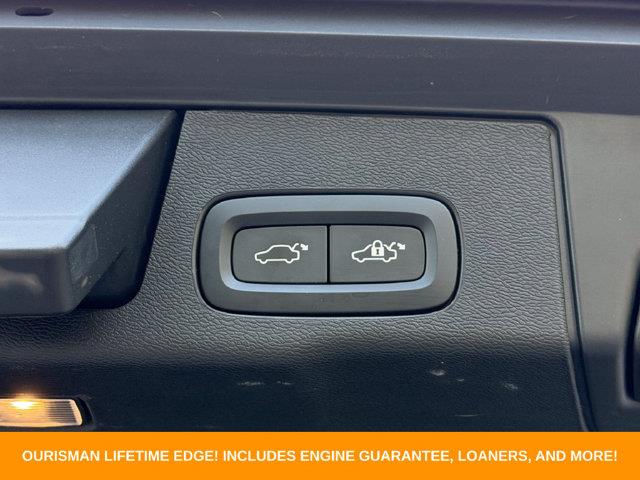 2023 Volvo XC60 - $37,000