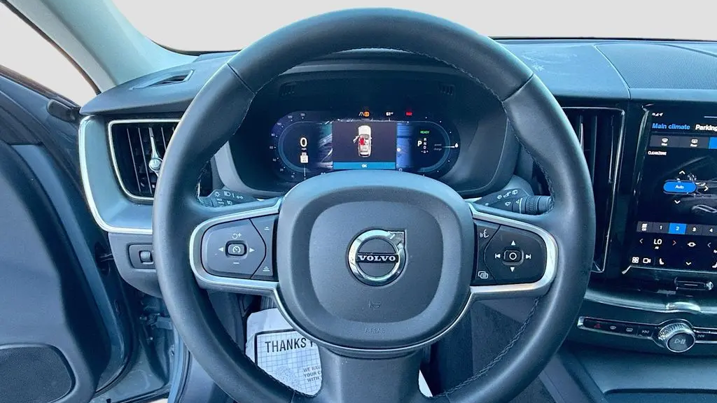 2022 Volvo XC60 Recharge T8 Inscription Expression